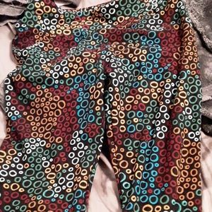 Lularoe print very soft tights one size